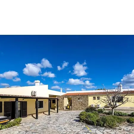 Quinta Aves - Double Bedroom 1 3*