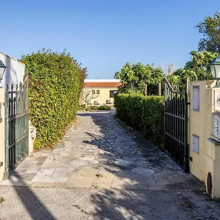 Guest house Quinta Aves - Double Bedroom 1 *