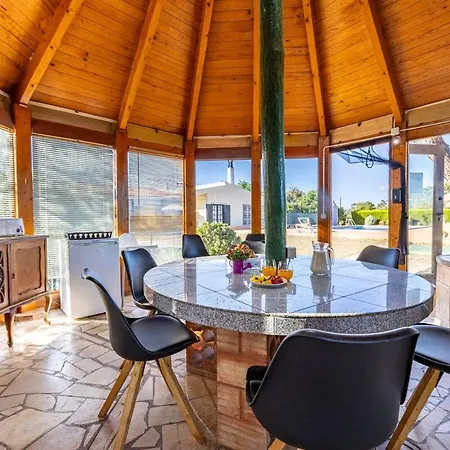 Quinta Aves - Double Bedroom 1 Guest house *